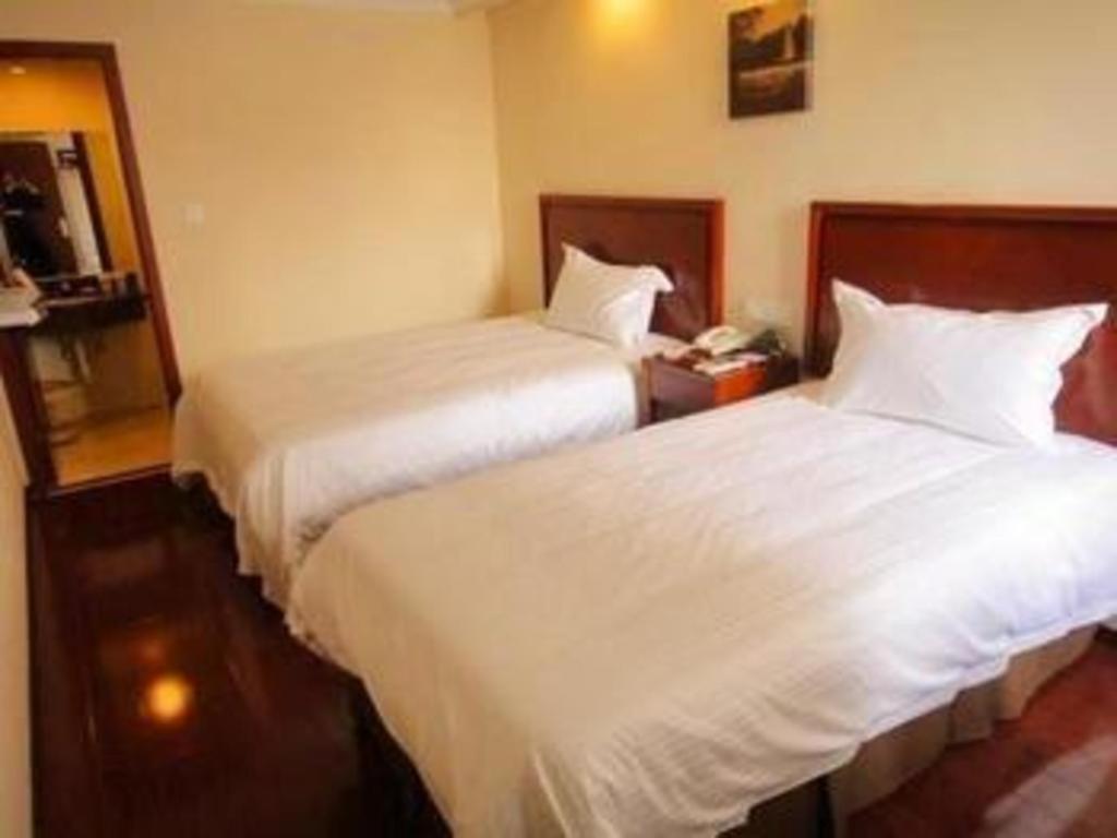 Green Tree Inn Nanjing Xinjiekou Wangfu Avenue ภายนอก รูปภาพ