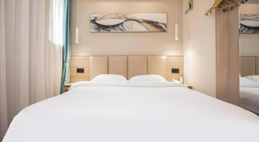 Green Tree Inn Nanjing Xinjiekou Wangfu Avenue ภายนอก รูปภาพ